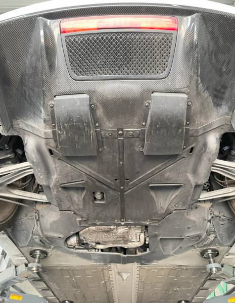 Vidange moteur Audi R8 V8 cher Roosterflex à Mérignac près de bordeaux.